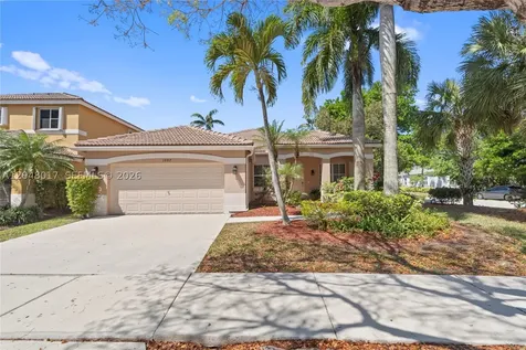 1097 Allamanda Way Weston FL 33327