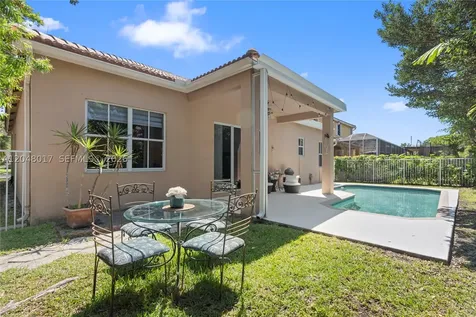 1097 Allamanda Way Weston FL 33327