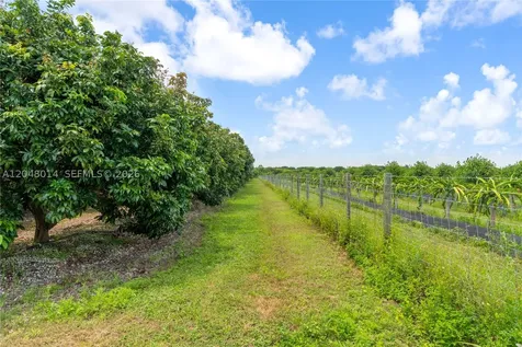 22401 SW 320th Street Homestead FL 33030
