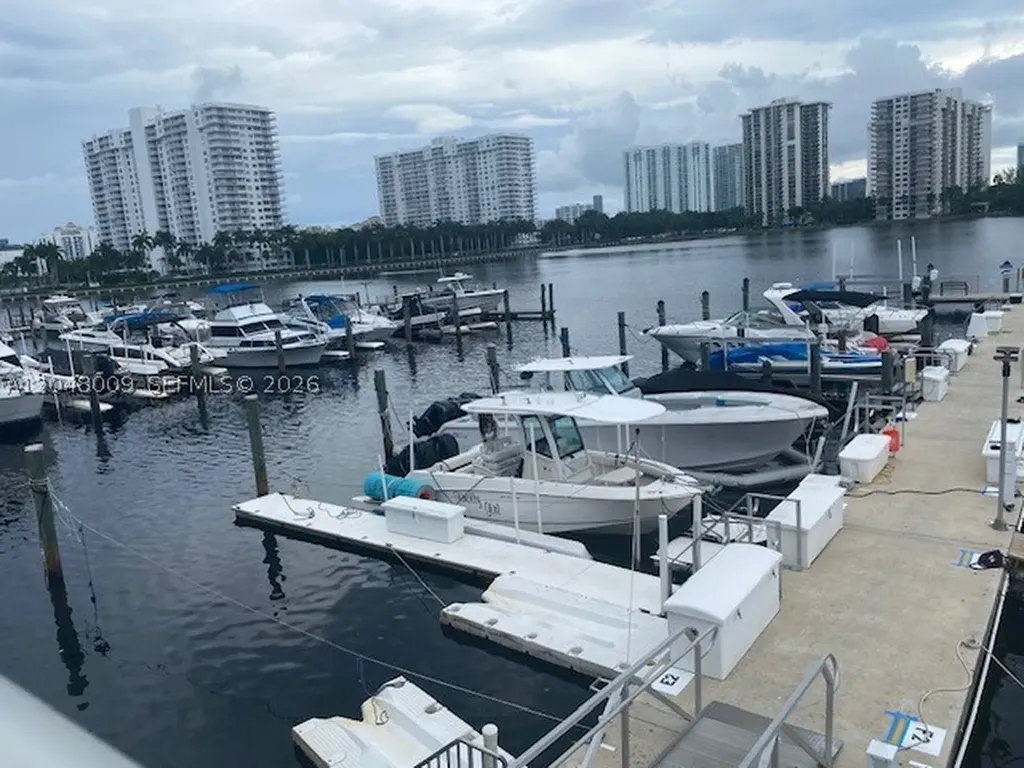 18061 Biscayne Boulevard Aventura FL 33160