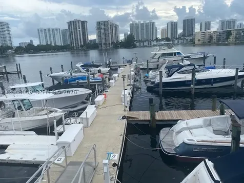 18061 Biscayne Boulevard Aventura FL 33160