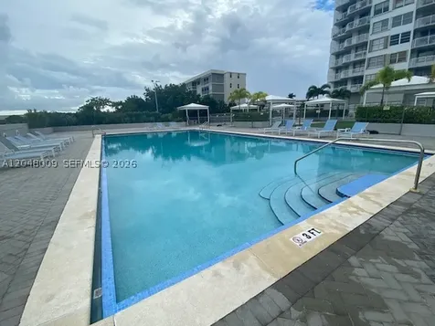 18061 Biscayne Boulevard Aventura FL 33160