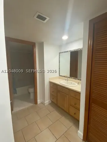 18061 Biscayne Boulevard Aventura FL 33160