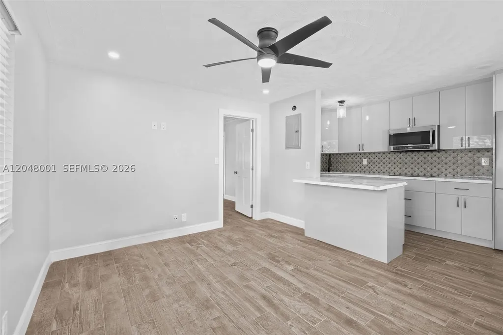 1634 NE 4th Place Fort Lauderdale FL 33301