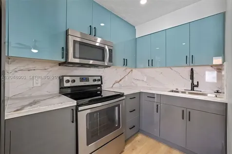 1634 NE 4th Place Fort Lauderdale FL 33301
