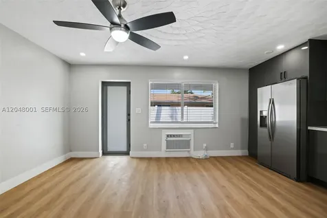 1634 NE 4th Place Fort Lauderdale FL 33301