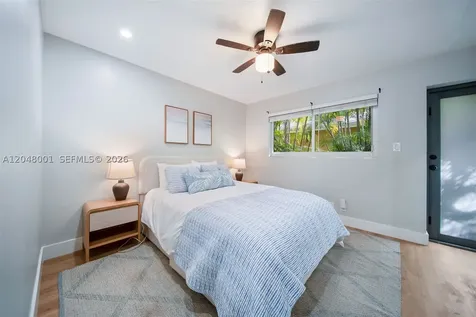 1634 NE 4th Place Fort Lauderdale FL 33301