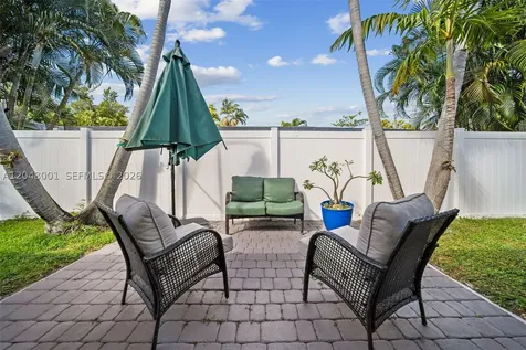 1634 NE 4th Place Fort Lauderdale FL 33301