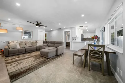 1634 NE 4th Place Fort Lauderdale FL 33301