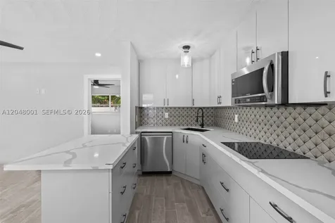 1634 NE 4th Place Fort Lauderdale FL 33301