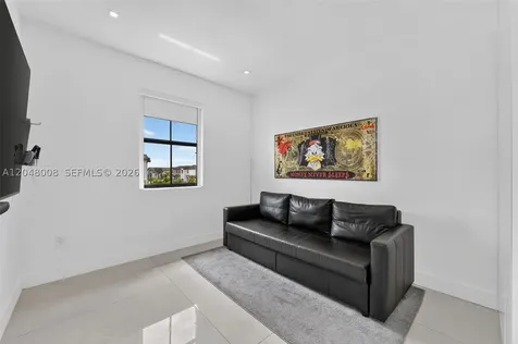 11024 W 35th Lane Hialeah FL 33018