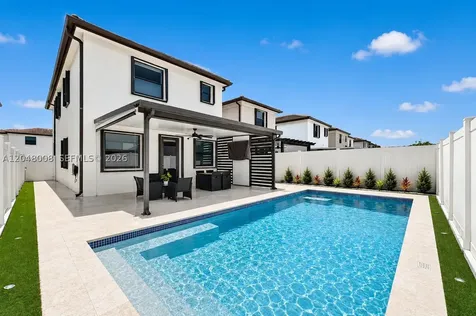 11024 W 35th Lane Hialeah FL 33018