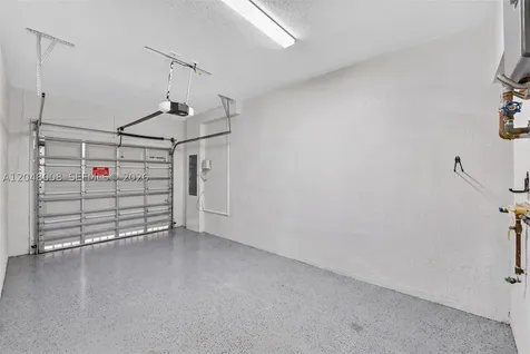 11024 W 35th Lane Hialeah FL 33018