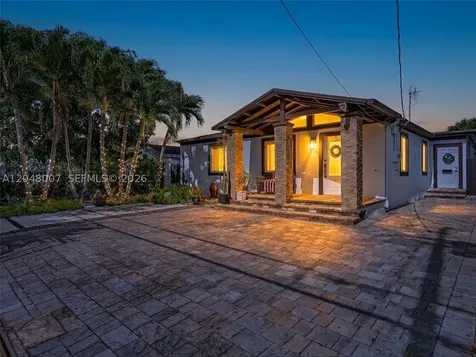 310 SW 65th Avenue Miami FL 33144
