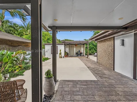 310 SW 65th Avenue Miami FL 33144