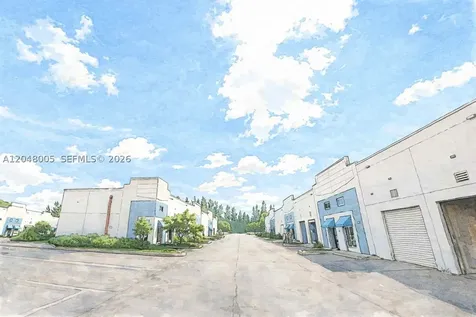 2365 NW 70th Avenue 18 Miami FL 33122