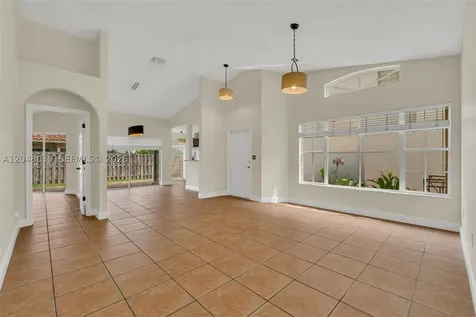 4916 SW 154th Avenue Miami FL 33185