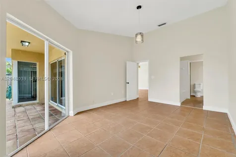 4916 SW 154th Avenue Miami FL 33185