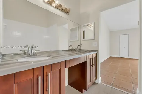 4916 SW 154th Avenue Miami FL 33185