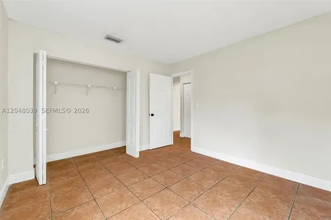 4916 SW 154th Avenue Miami FL 33185