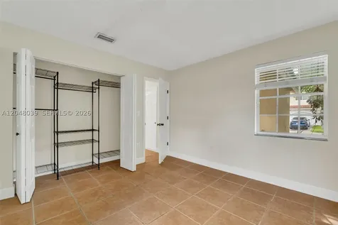 4916 SW 154th Avenue Miami FL 33185