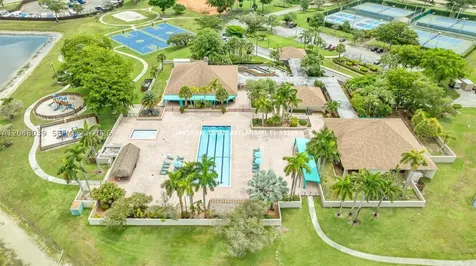 4916 SW 154th Avenue Miami FL 33185