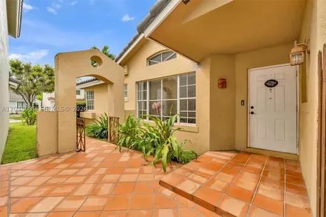 4916 SW 154th Avenue Miami FL 33185