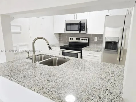 8877 Fontainebleau Boulevard Miami FL 33172