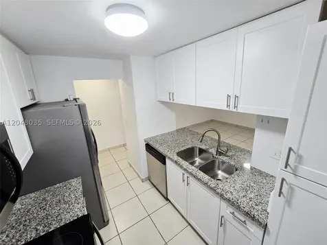 8877 Fontainebleau Boulevard Miami FL 33172