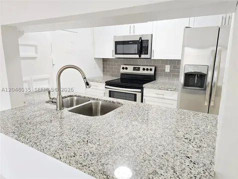 8877 Fontainebleau Boulevard Miami FL 33172