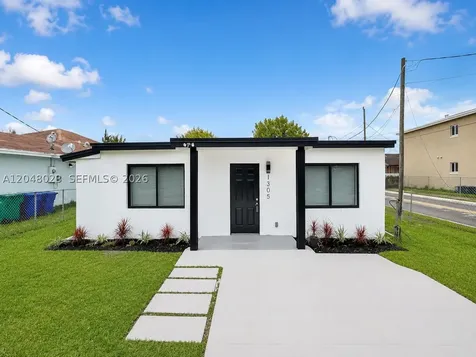 1305 NW 5th Avenue Florida City FL 33034