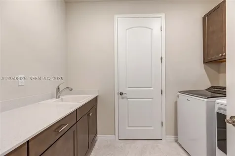 4480 Gramercy Drive Oakland Park FL 33309