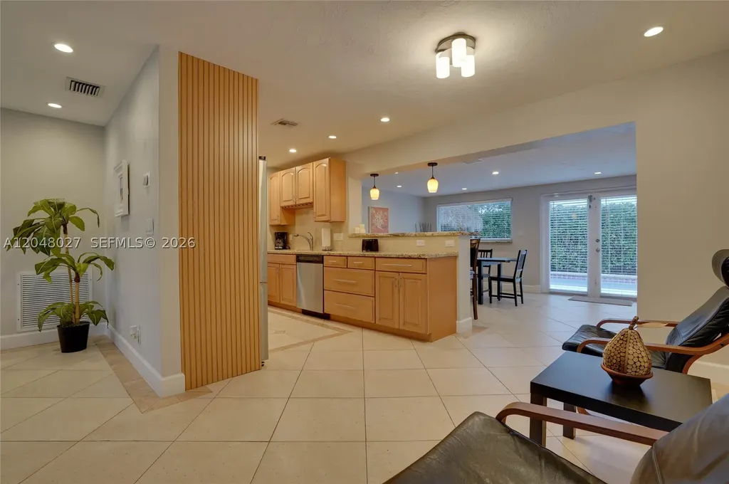 1660 NE 26th Avenue Pompano Beach FL 33062