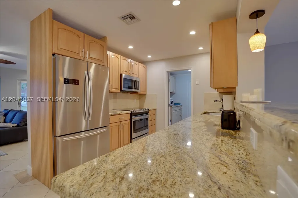 1660 NE 26th Avenue Pompano Beach FL 33062