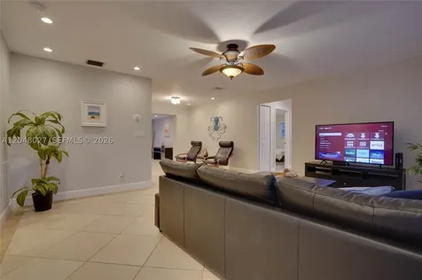 1660 NE 26th Avenue Pompano Beach FL 33062