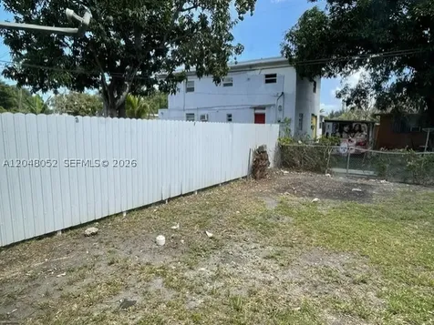 1240 NW 102nd Street Miami FL 33147