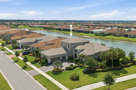 9111 SW Roccia Way Port St. Lucie FL 34987