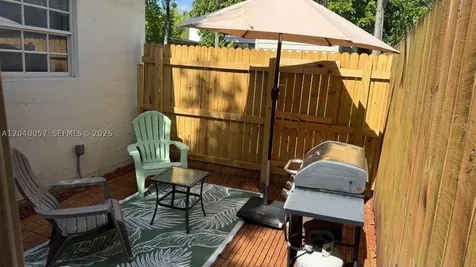 3422 SW 25th Street Miami FL 33133