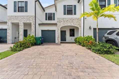12958 SW 231st Street Miami FL 33170