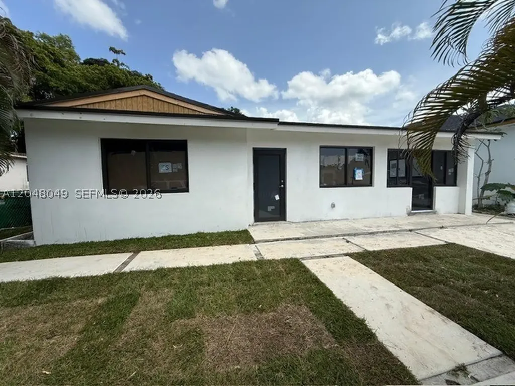 2530 NW 14th Court Fort Lauderdale FL 33311