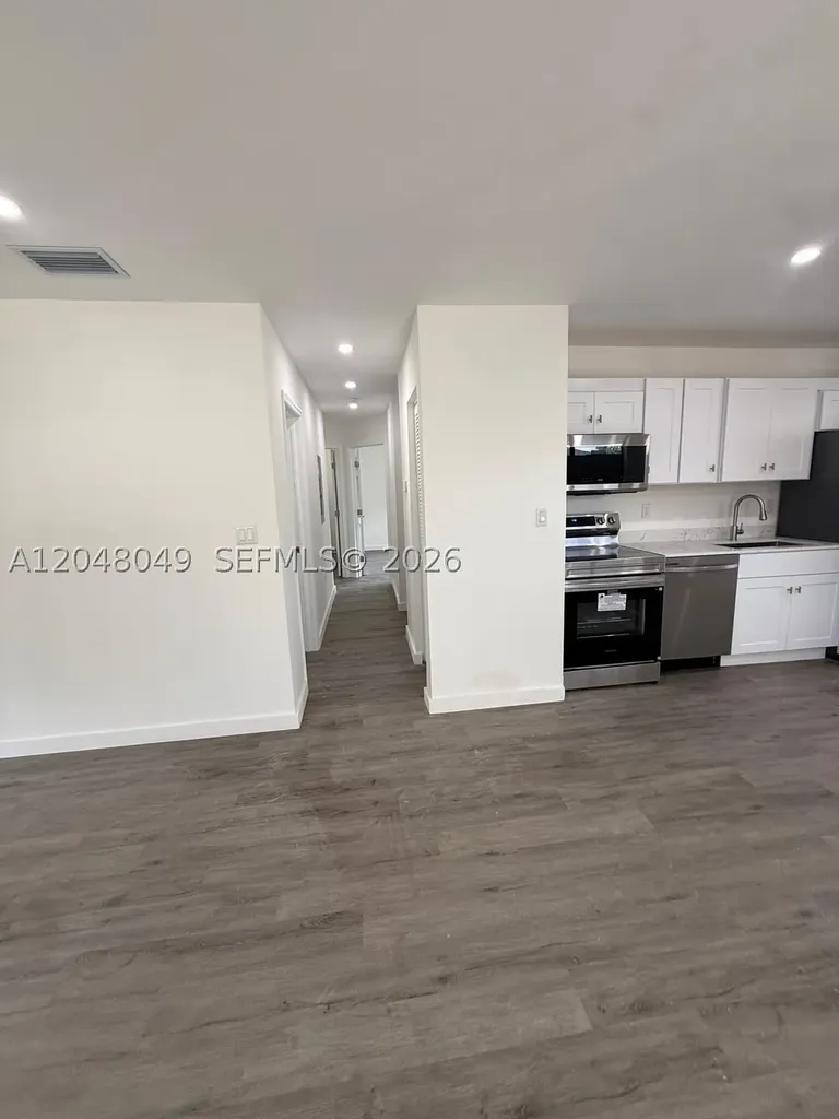 2530 NW 14th Court Fort Lauderdale FL 33311