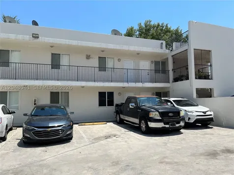 181 NW 47th Avenue Miami FL 33126