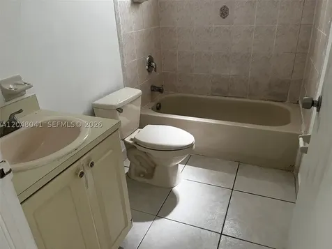 181 NW 47th Avenue Miami FL 33126