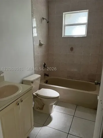 181 NW 47th Avenue Miami FL 33126