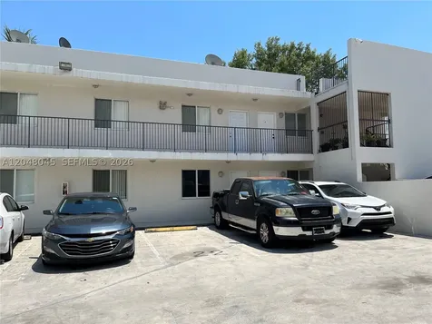 181 NW 47th Avenue Miami FL 33126