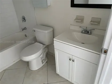 181 NW 47th Avenue Miami FL 33126