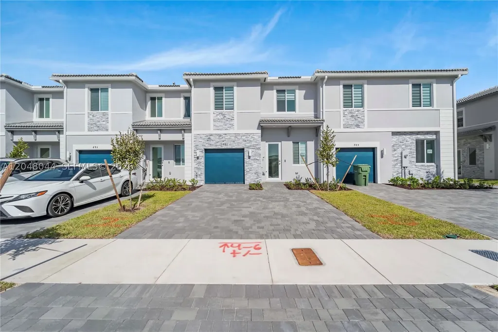 701 SE 13th St Circle Homestead FL 33034