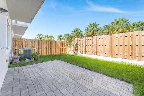 701 SE 13th St Circle Homestead FL 33034