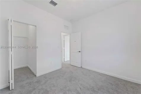 701 SE 13th St Circle Homestead FL 33034