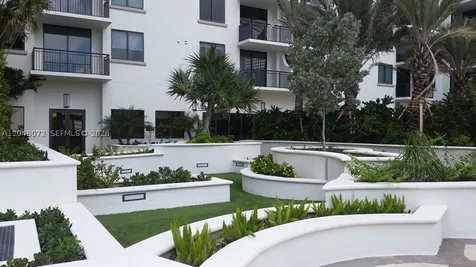 999 SW 1st Avenue Miami FL 33130